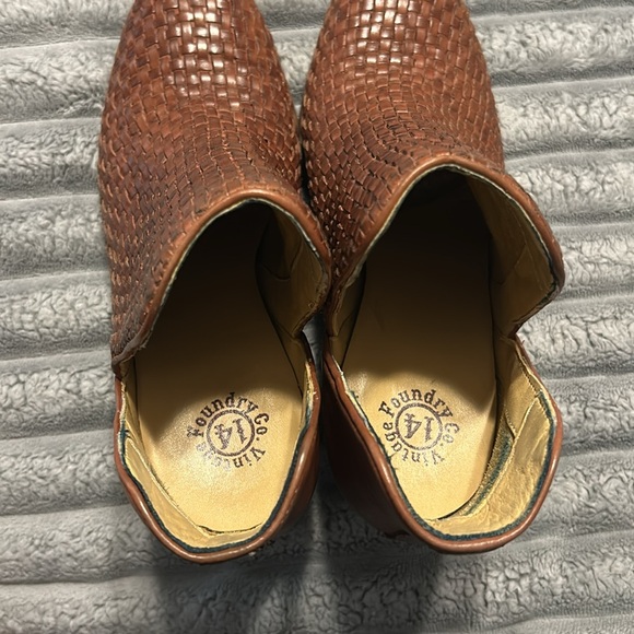 Vintage Foundry Co. Skyler Women's Leather Ankle Boots - Picture 7 of 14